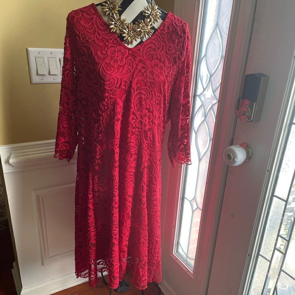 NWOT JUNAROSE Womens Red Stretch Lace Scalloped Floral 3/4 Sleeve V neck SZXL